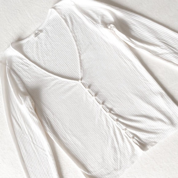 WILFRED Ribbed Pearl button Blouse - Picture 6 of 8